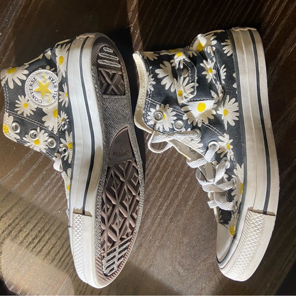 Converse size 6 - Picture 2 of 2